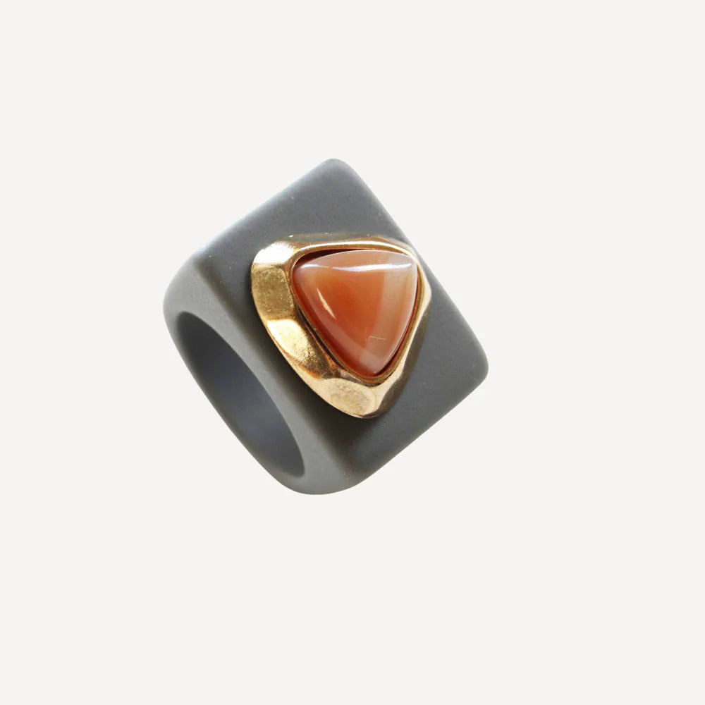 Anillo - Gris con Moonstone