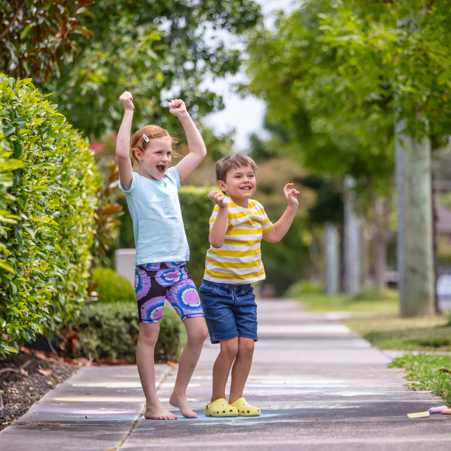 Juegos con Tiza al aire libre