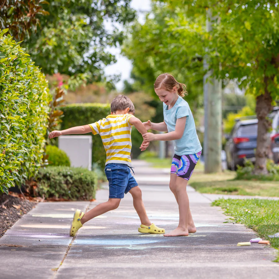 Juegos con Tiza al aire libre