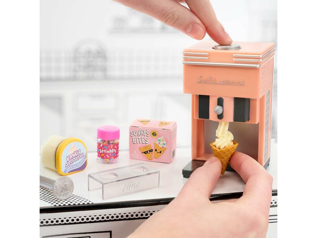 Crea tu Miniverse - Make it Serie 2- Electrodomésticos (Sorpresa)