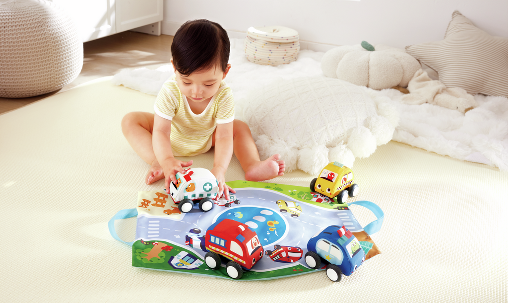Set 4 coches de peluche