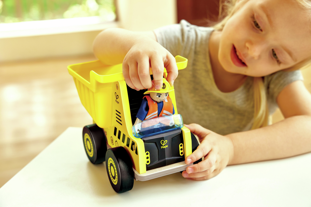 Camión con volquete Hape