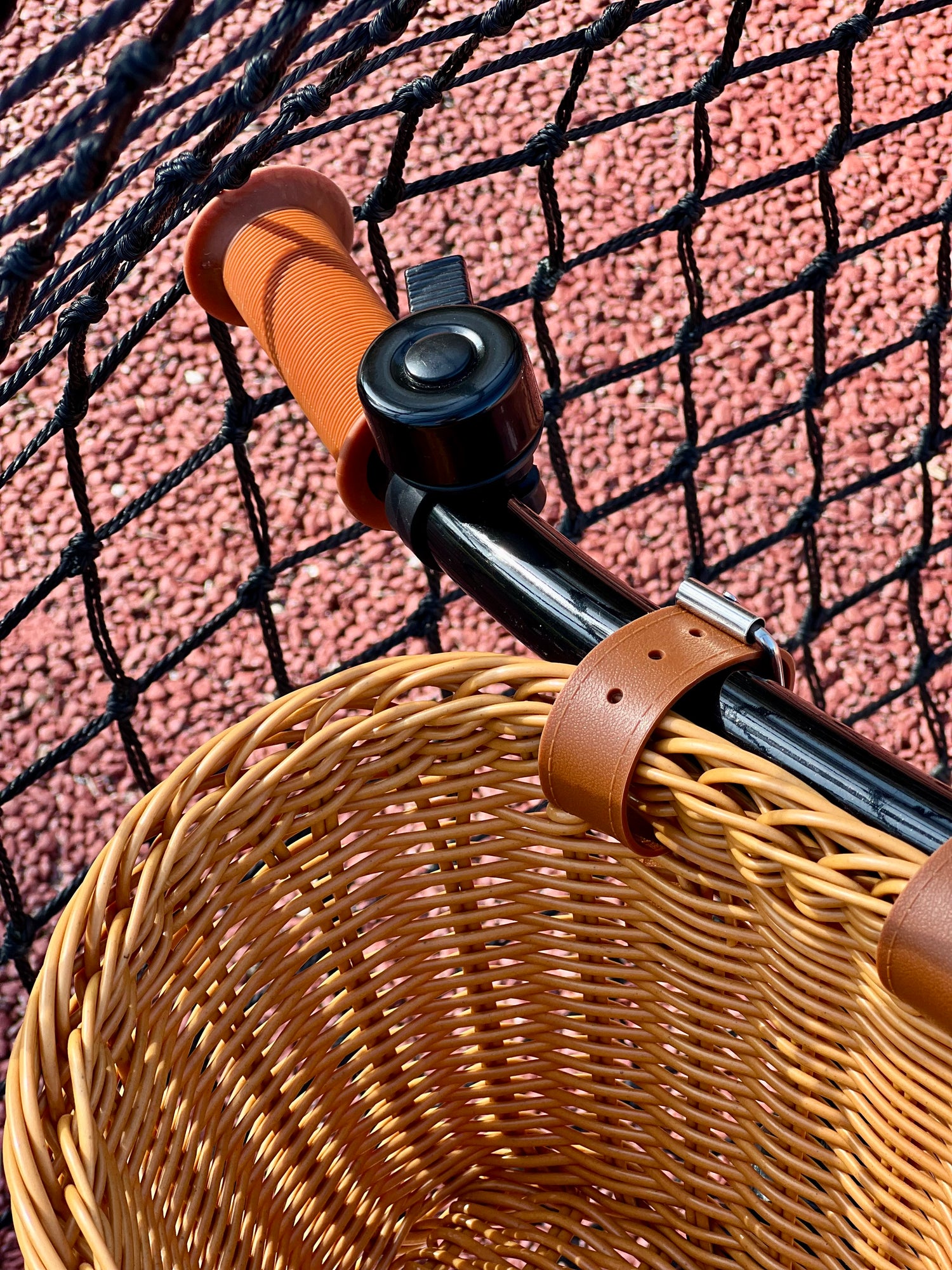 Cesta mimbre + timbre para Bici