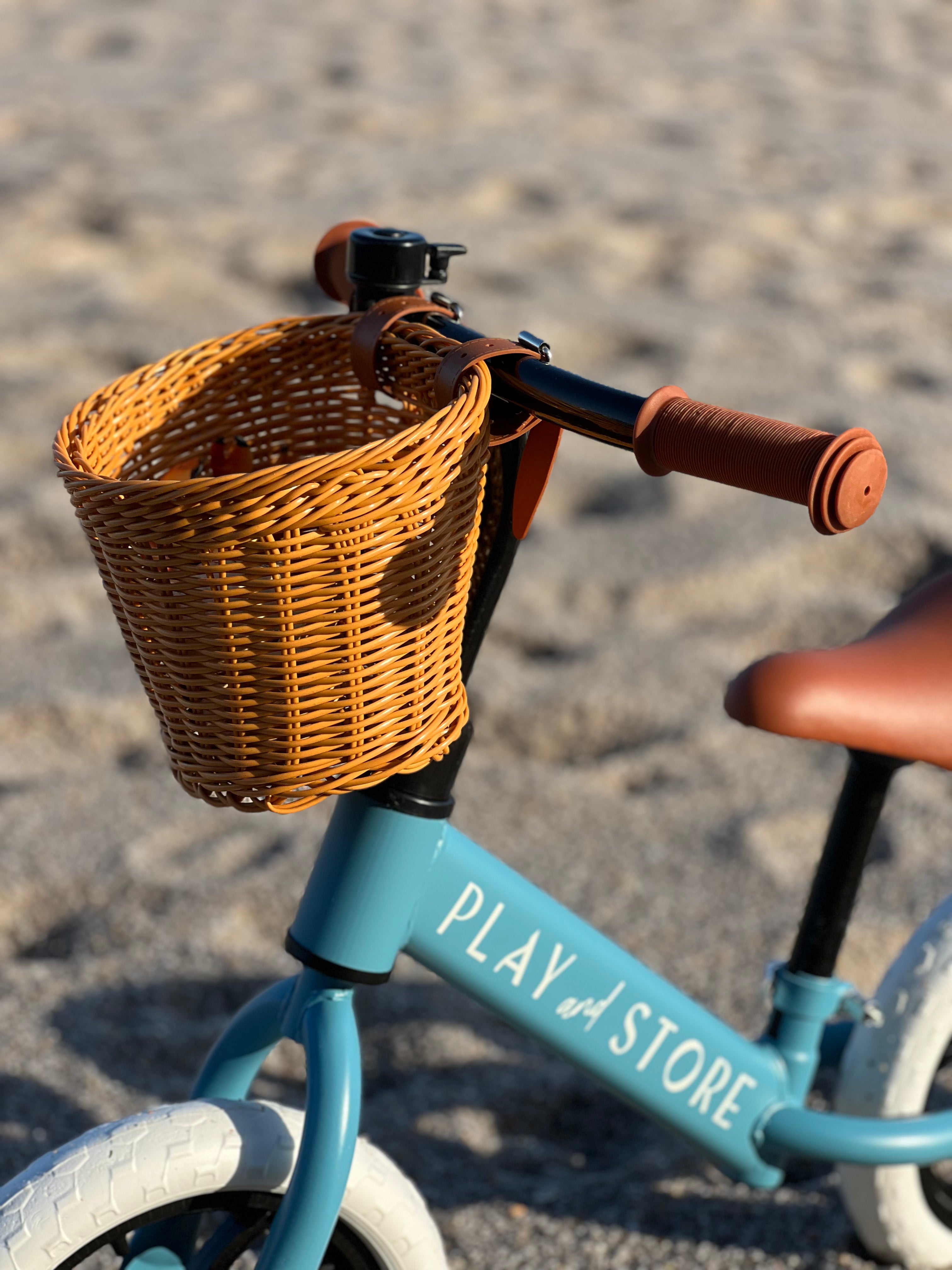 Cesta mimbre + timbre para Bici