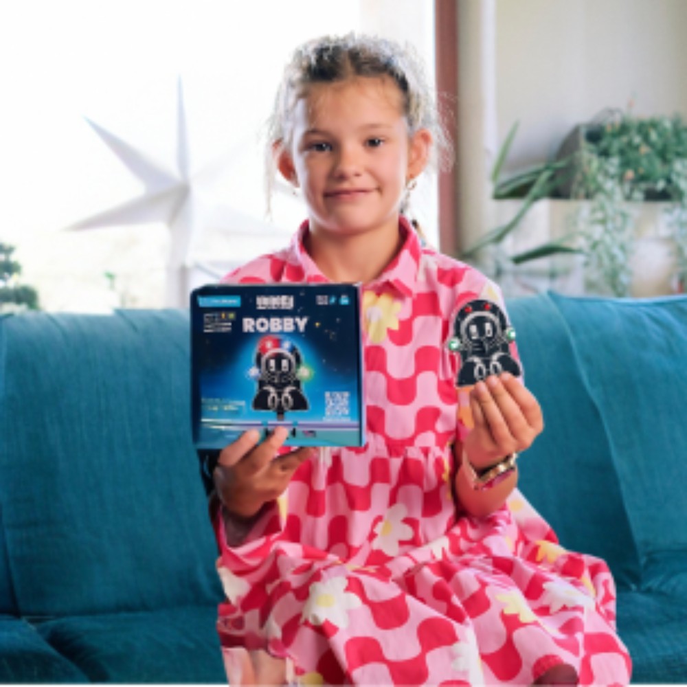 CircuitMess. WACKY ROBOT ELECTRÓNICO ROBBY