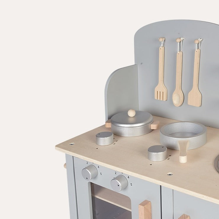 Cocinita de madera - Con olla y sartén