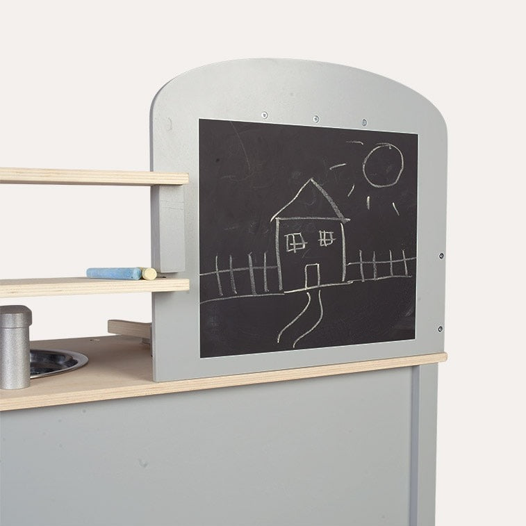 Cocinita de madera - Con olla y sartén