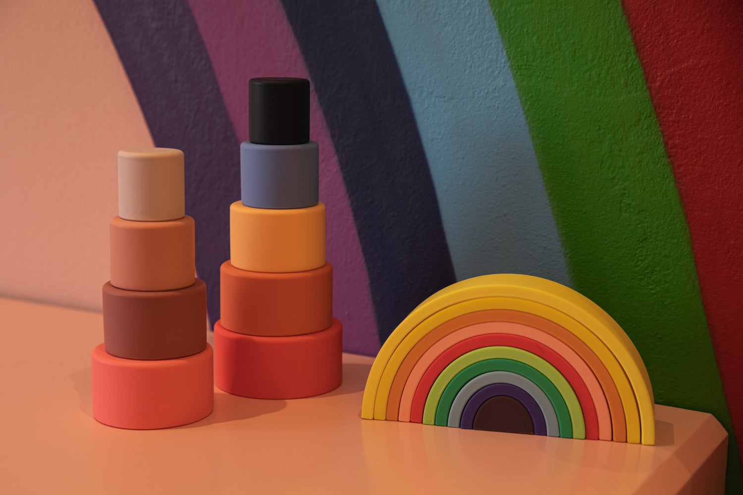 Arcoíris apilable - Silicona - Colores vivos (grande)