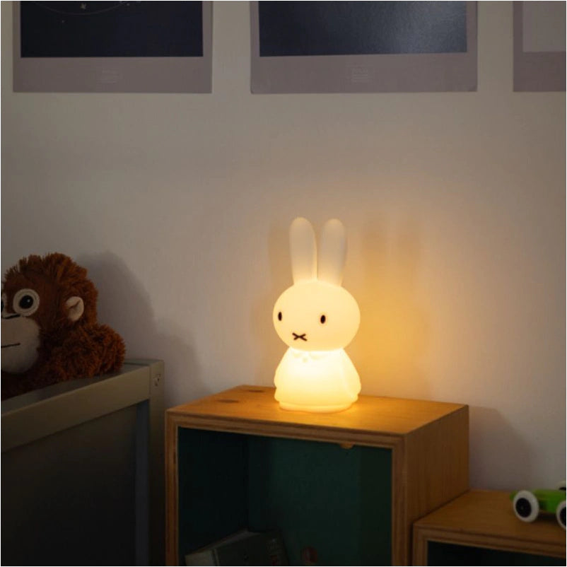 Lámpara - Miffy® Shines (22 cm)
