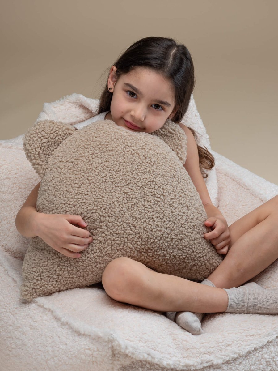 Biscuit Bear Cushion - Casa de Fieras