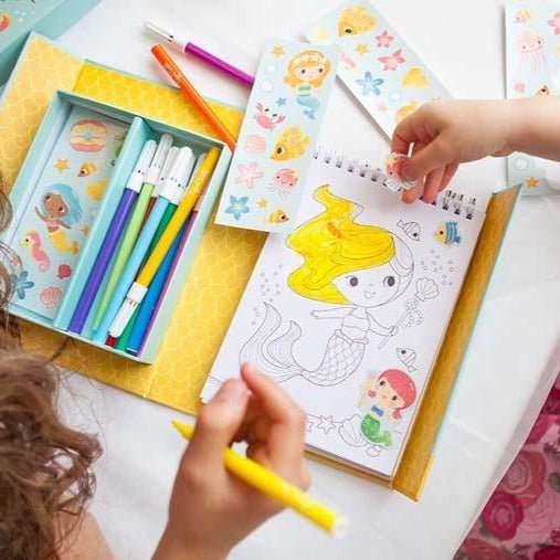 Colorea - Sirenas - Casa de Fieras