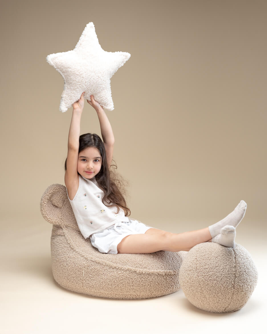 Cream White Star Cushion - Casa de Fieras