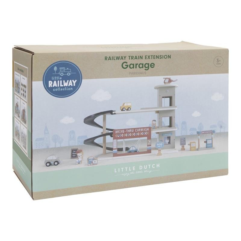 Garaje madera - Casa de Fieras