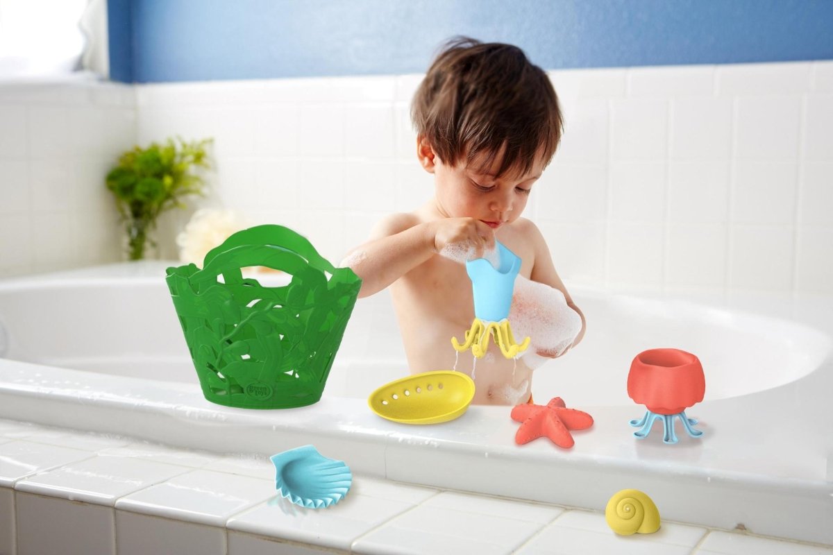 Juguetes, moldes y cesta (Plastico reciclado) - Casa de Fieras
