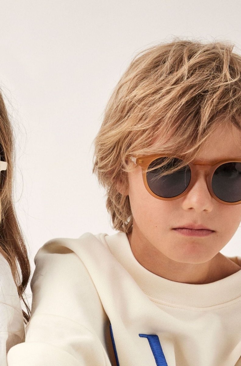 Modelo McCALLISTER - Ambar traslúcido - Casa de Fieras