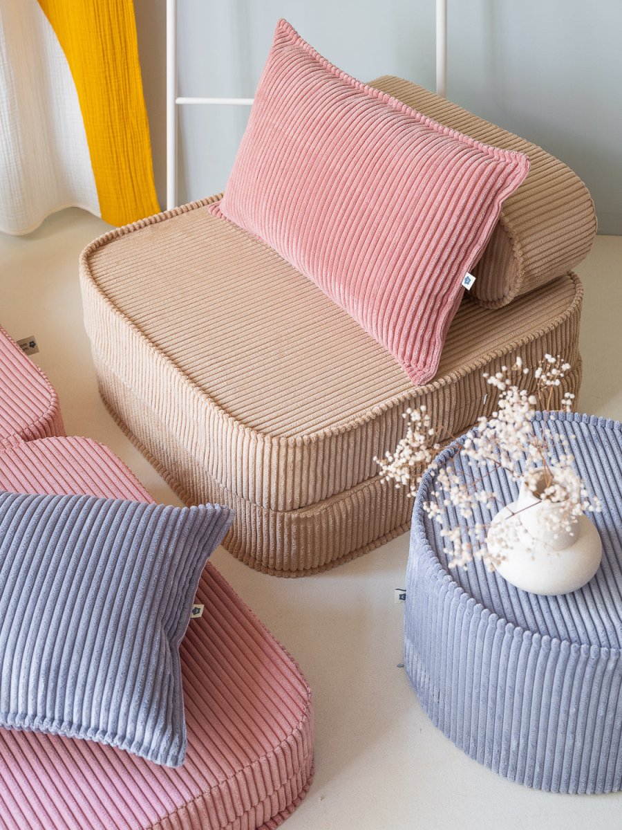 Pink Mousse Bolster - Casa de Fieras