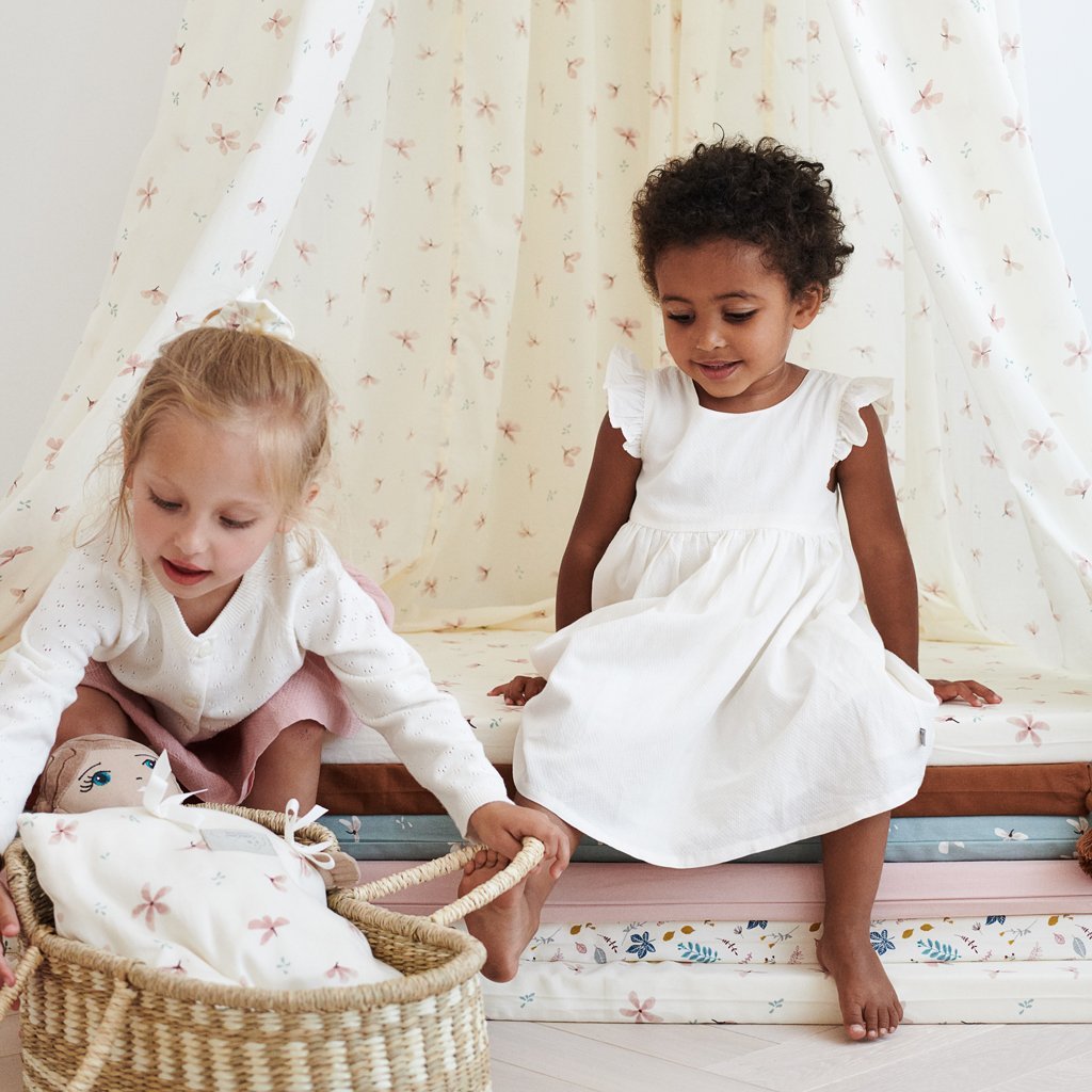 Ropa de cama para Muñecas -Flores - Casa de Fieras