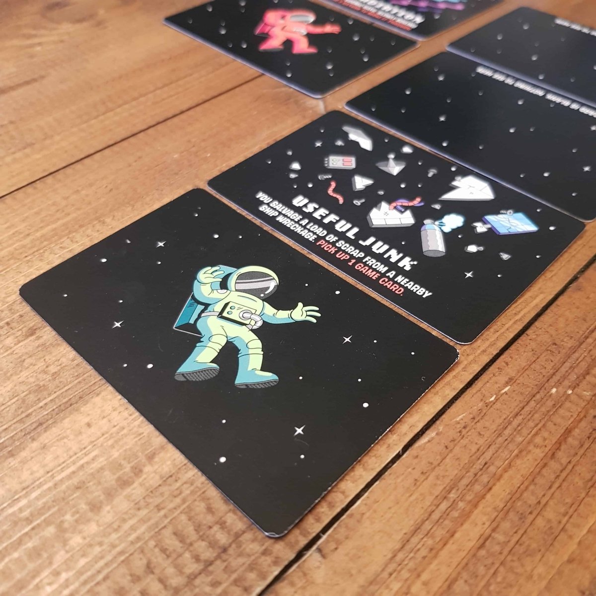 Selfish - Edición del espacio - Casa de Fieras