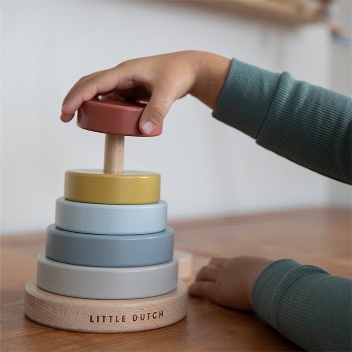 Torre de apilar - Colores tierra (+1 año) - Casa de Fieras