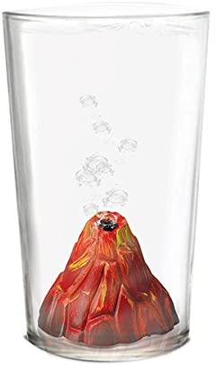 Volcán en erupción - Casa de Fieras