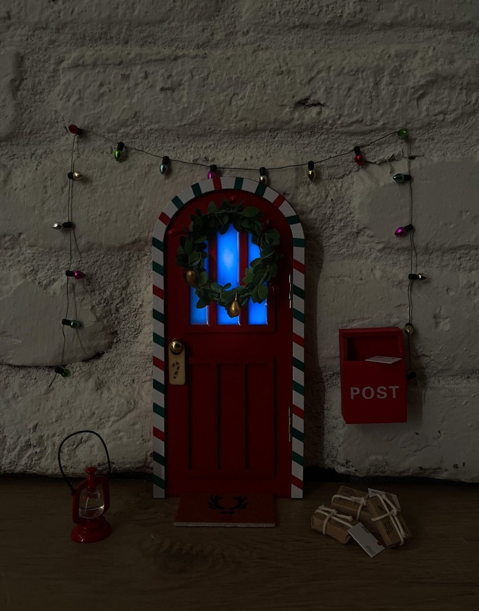 We Glow - PUERTA MÁGICA con 3 accesorios - Casa de Fieras