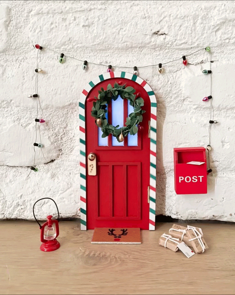 We Glow - PUERTA MÁGICA con 3 accesorios - Casa de Fieras