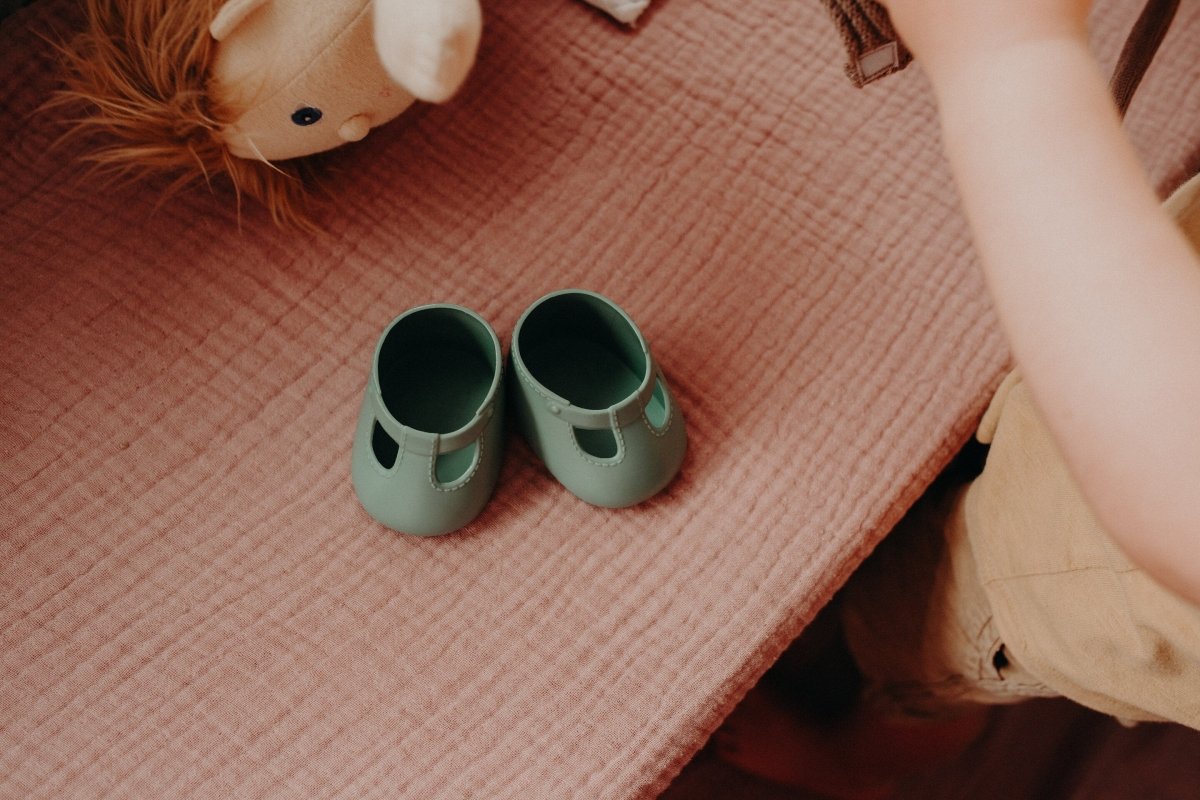 Zapatitos - Muñecos Dinkum - Casa de Fieras