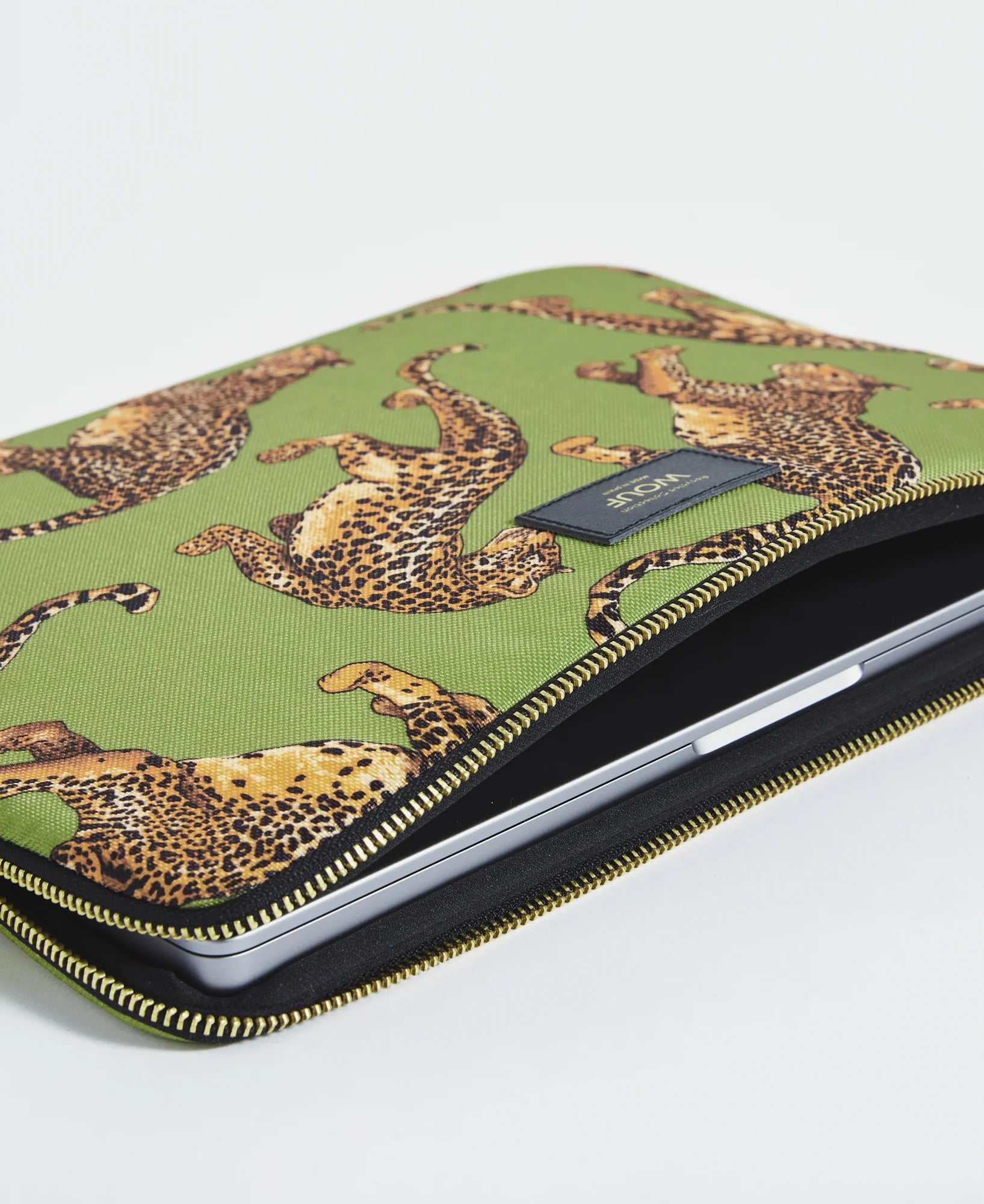 Funda portátil - Olive Leopard