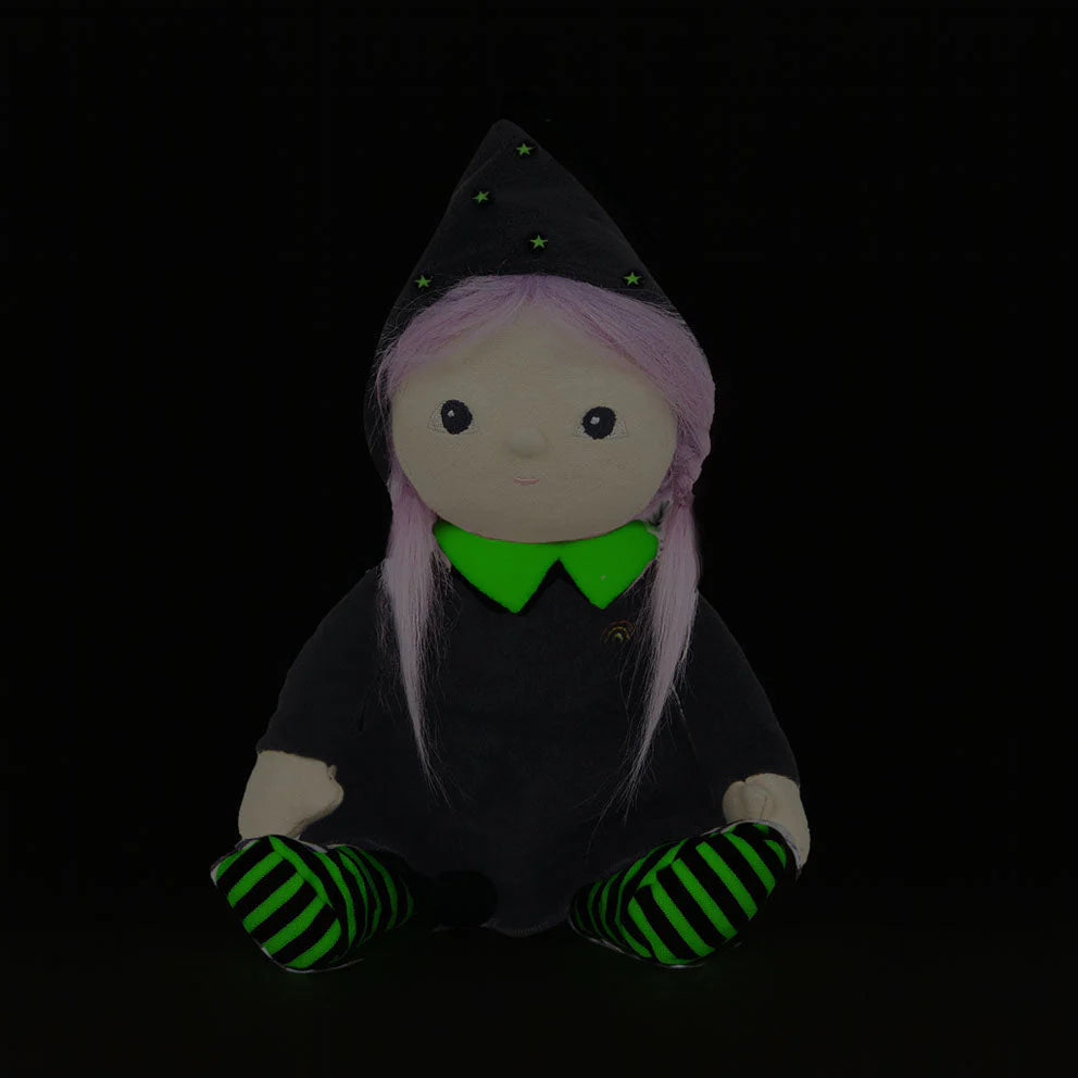 Dinky Dinkum - EDICIÓN LIMITADA HALLOWEEN - Willa Witch (¡Brilla en la oscuridad!)