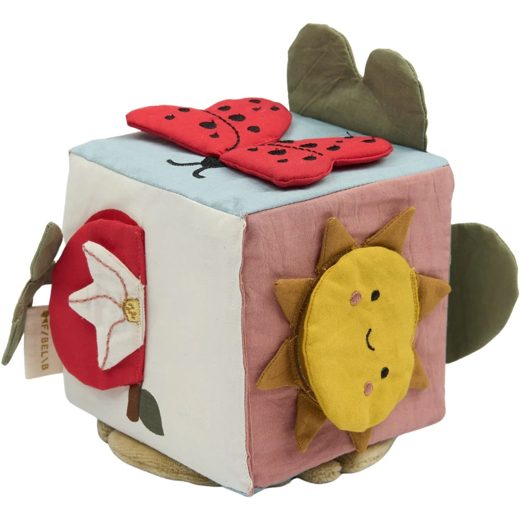 Cubo blandito - Jardín
