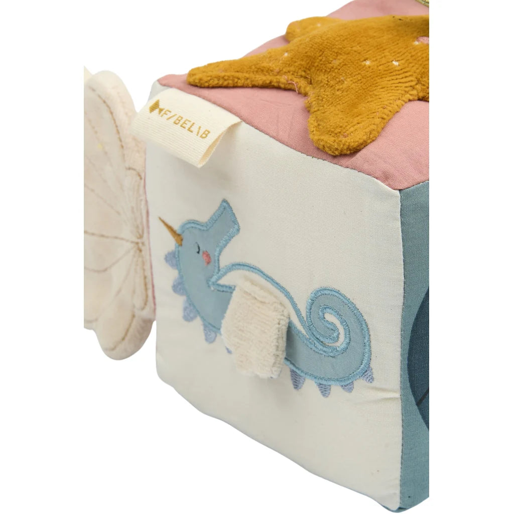 Cubo blandito - Mar