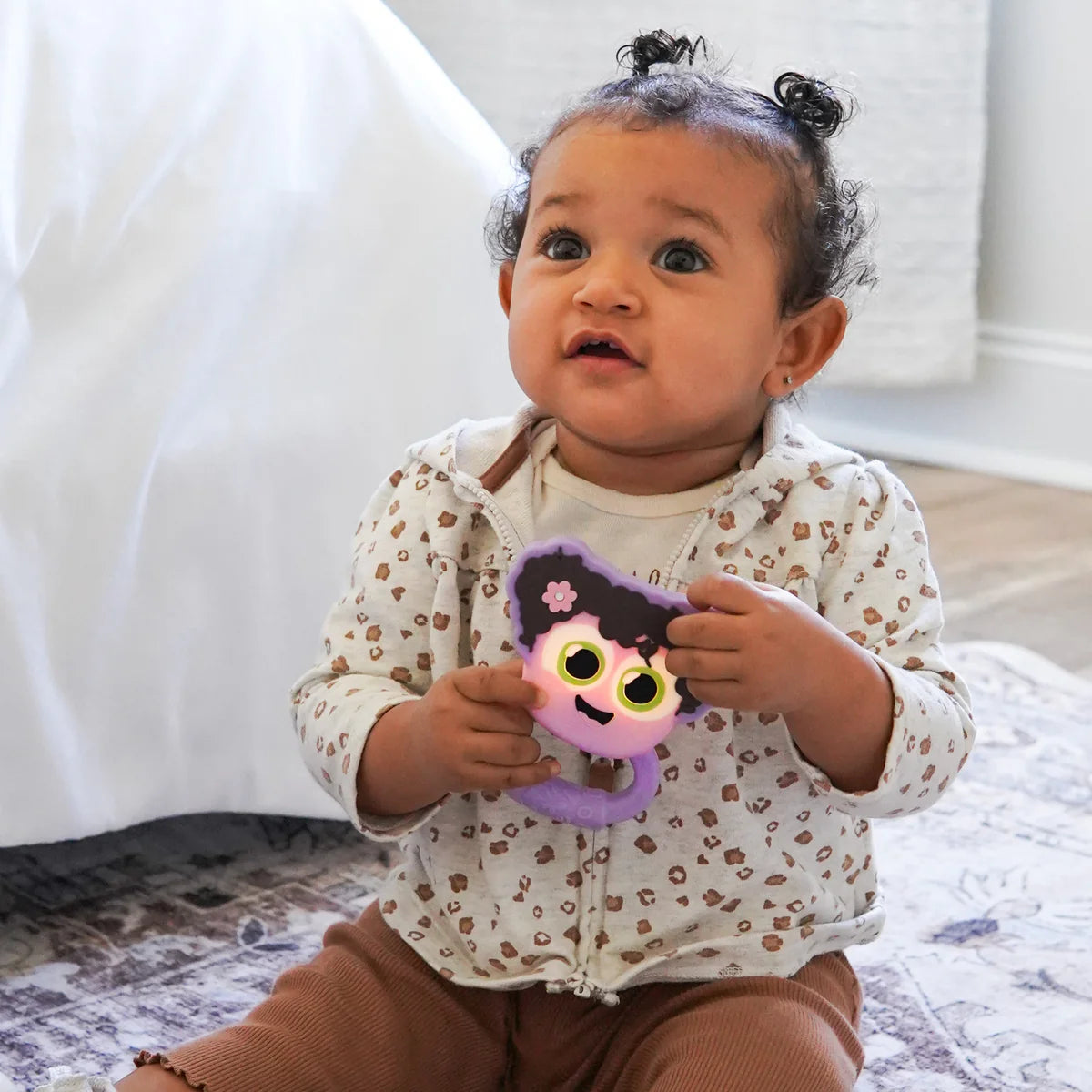 Glo Pals - Sonajero luminoso