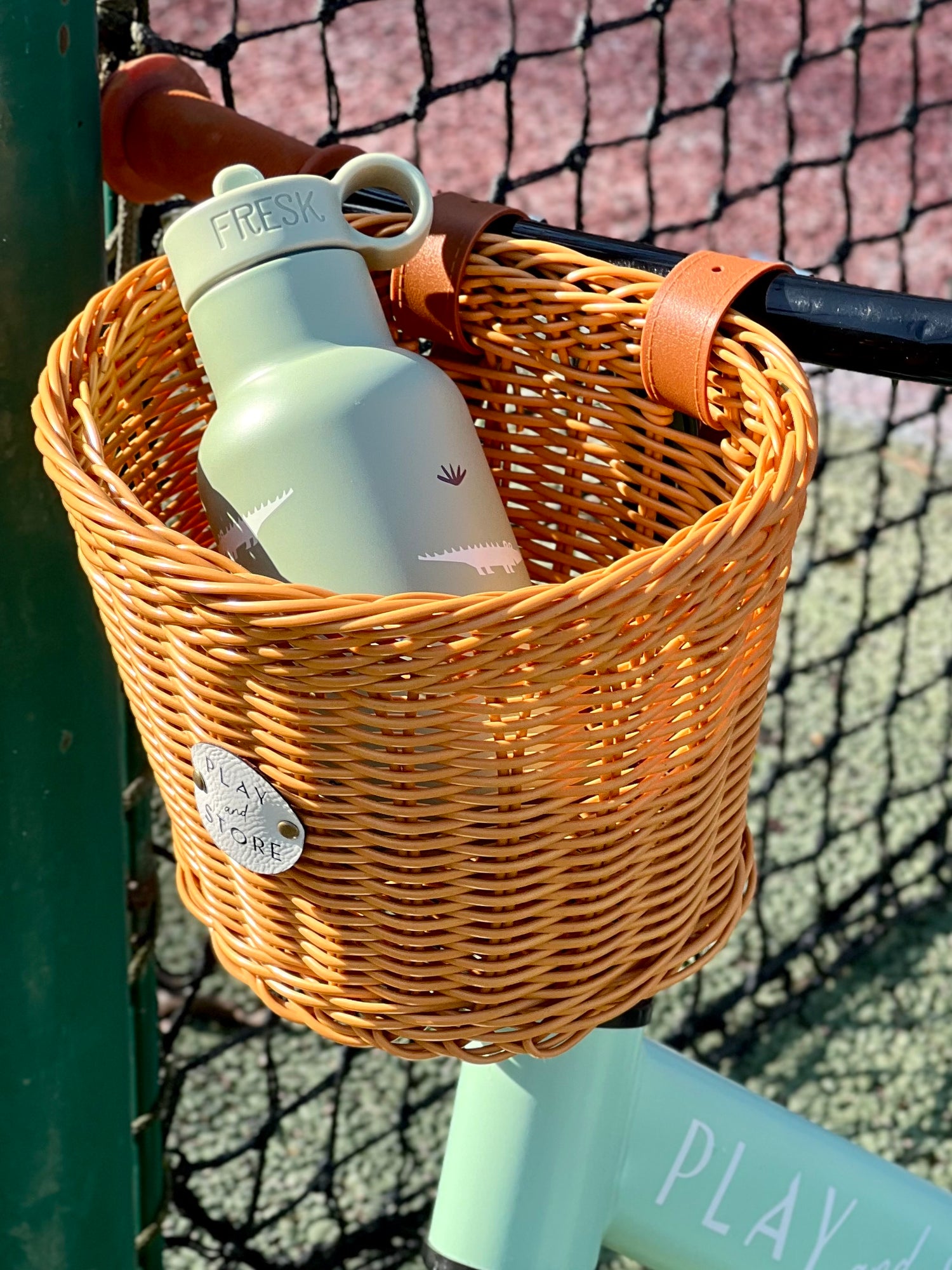 Cesta mimbre + timbre para Bici