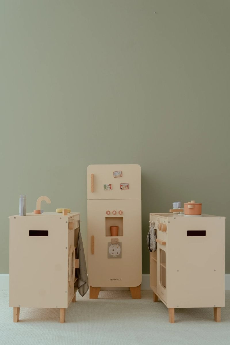 Nevera de Madera con Congelador y Cubitos de Hielo - 🔥 EDICIÓN LIMITADA