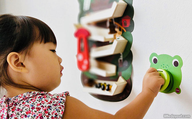 Llama puertas (adhesivo)