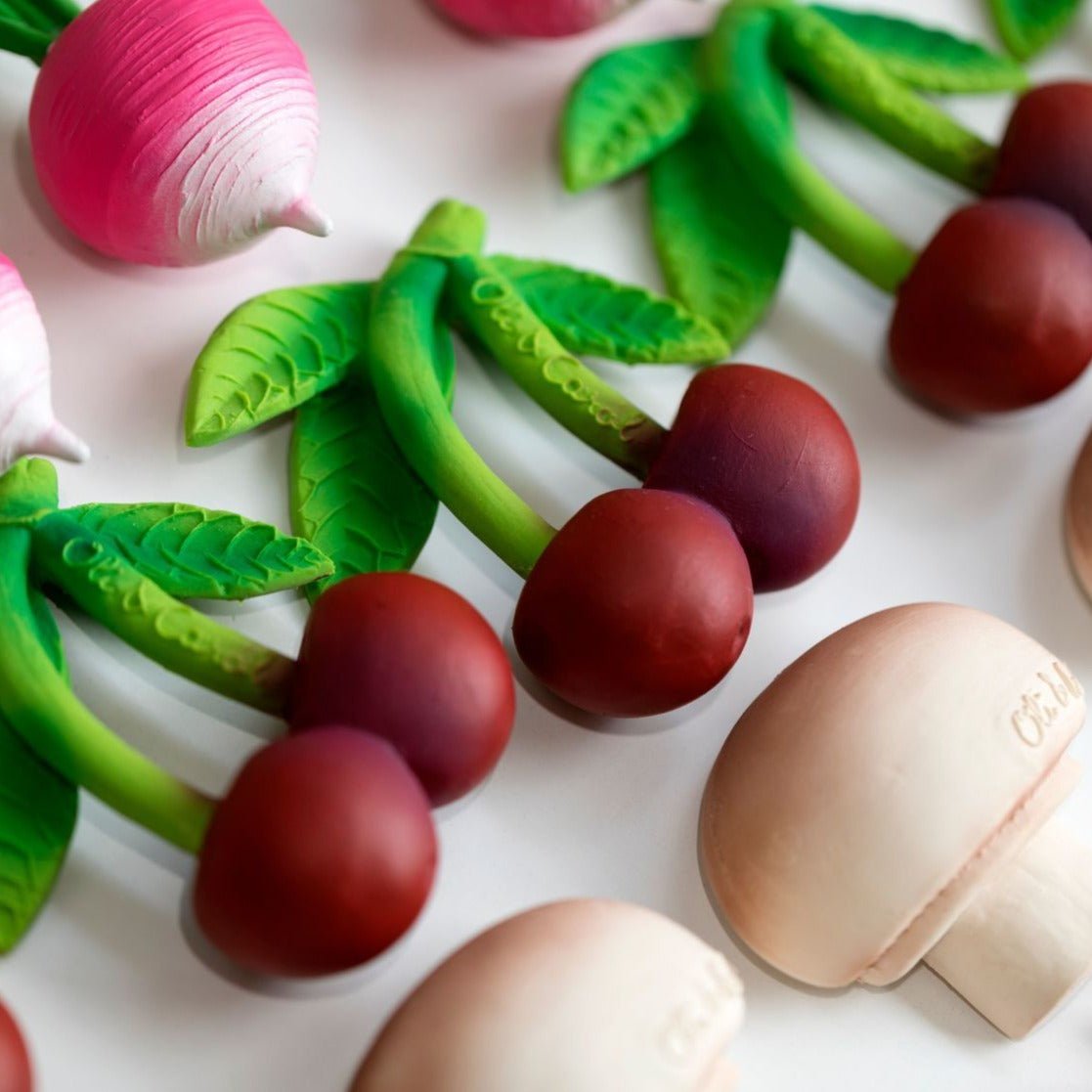 Cereza - Mery the Cherry - Casa de Fieras