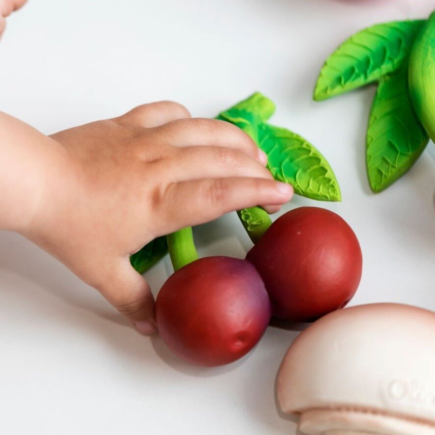 Cereza - Mery the Cherry - Casa de Fieras